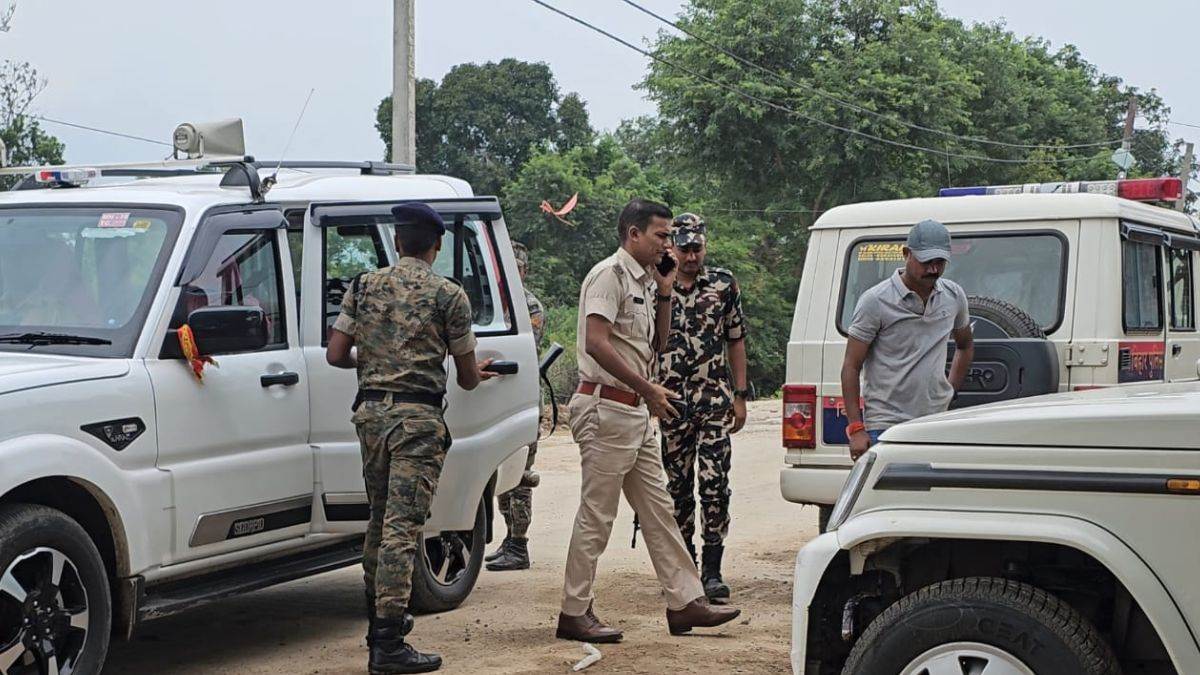 jamui police busts illegal gun factory arrests four