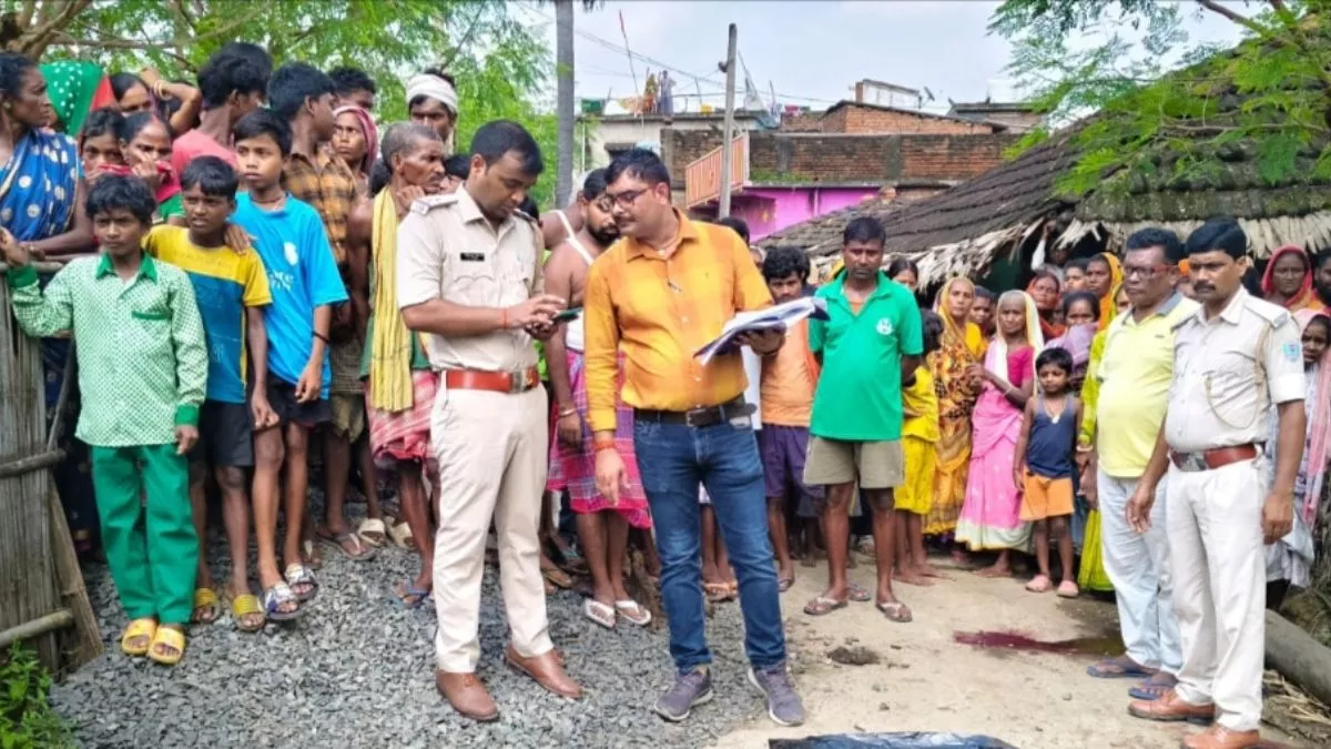 Sahibganj News: भूमि विवाद में एक ही परिवार के तीन लोगों की निर्मम हत्या, आरोपी ने थाने में किया सरेंडर