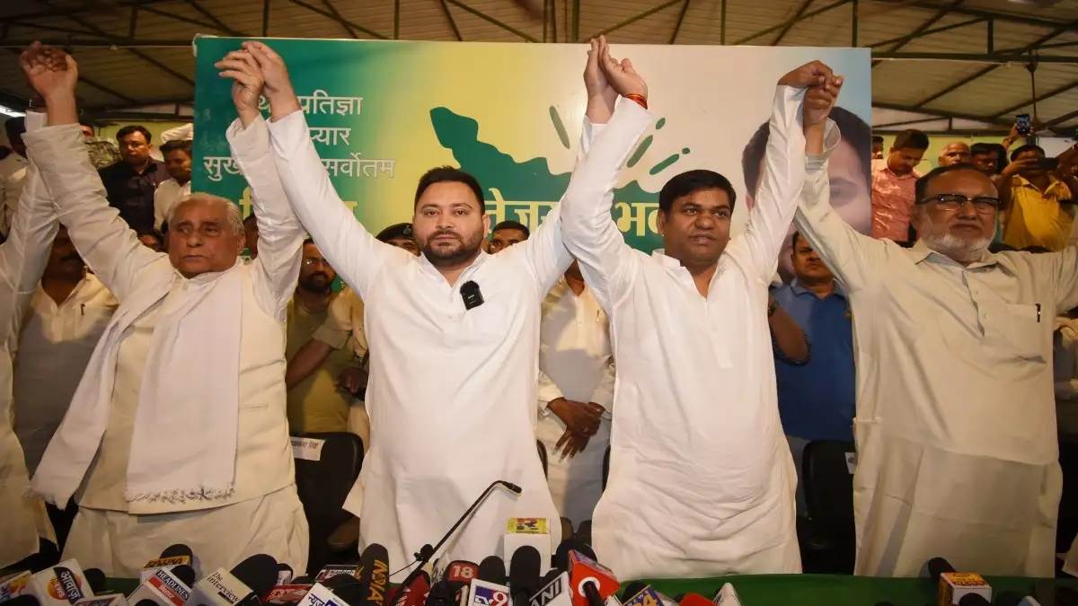 https://www.jagranimages.com/images/newimg/06082025/06_08_2025-tejashwi_yadav_24005768.jpg