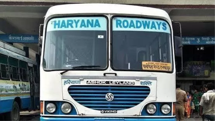 अवैध बसों पर शिकंजा कसने को सरकार ने दिए टैब, हरियाणा रोडवेज ने एक साल ...