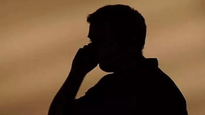 आरोपित ने ग्राम प्रधान की गिरफ्तारी नहीं होने पर सीओ को पद से हटाने की धमकी दी है।