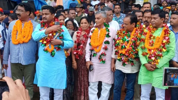 अपना धड़ा बनाकर काम कर रहा पांच विधायकों का गुट। (फाइल फोटो)