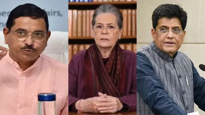 केंद्रीय मंत्री प्रह्लाद जोशी (बाएं), कांग्रेस की पूर्व अध्यक्षा सोनिया गांधी(बीच) और केंद्रीय मंत्री पीयूष गोयल (दाएं) (जागरण फोटो)