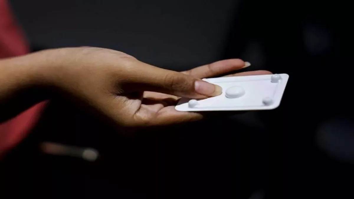 https://www.jagranimages.com/images/newimg/06092025/06_09_2025-abortion1_24037532_131452313.jpg