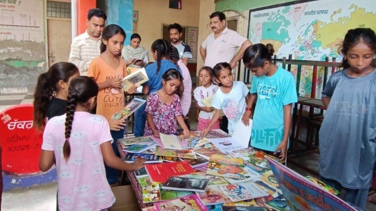 https://www.jagranimages.com/images/newimg/06092025/06_09_2025-books_24038111.jpg