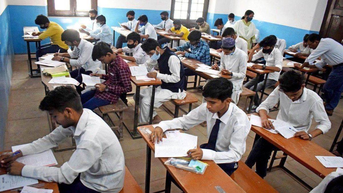 https://www.jagranimages.com/images/newimg/06092025/06_09_2025-government_schools__24037356.jpg