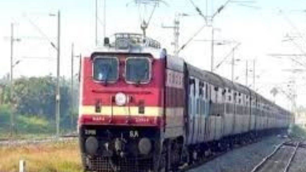 https://www.jagranimages.com/images/newimg/06092025/06_09_2025-indian_railway_puja_special_news_24037593.jpg