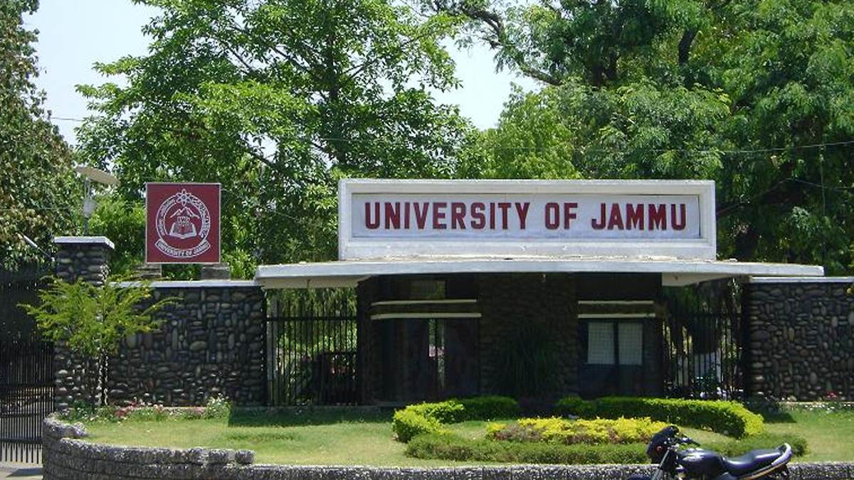 https://www.jagranimages.com/images/newimg/06092025/06_09_2025-jammu_university_24037996.jpg