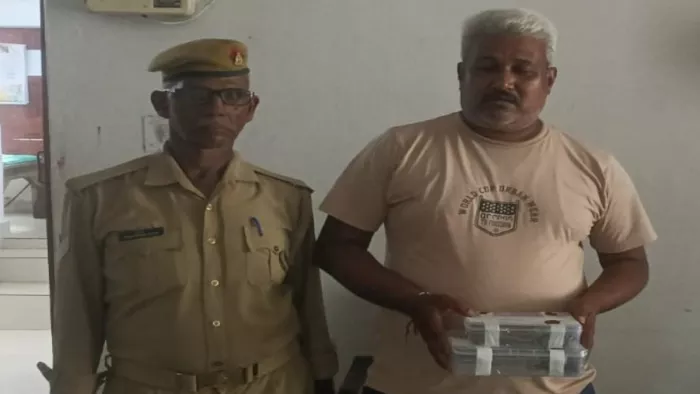 पुलिस ने मामला दर्ज कर आगे की कार्रवाई शुरू कर दी है।