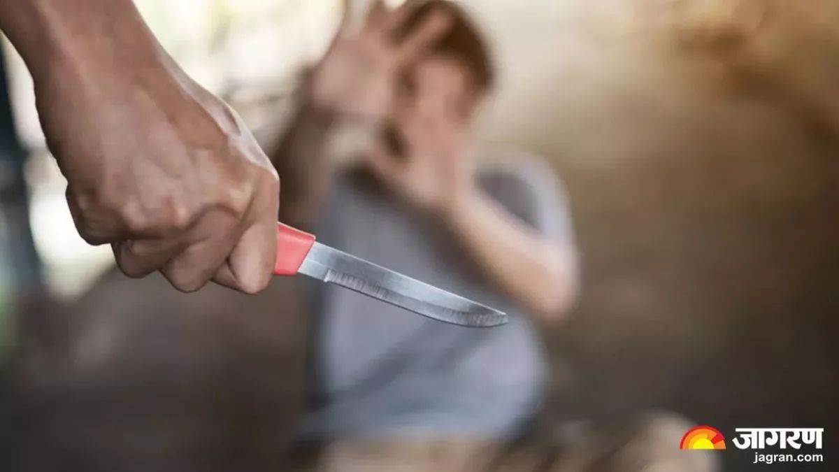 https://www.jagranimages.com/images/newimg/06092025/06_09_2025-knife_24037244_315671.jpg