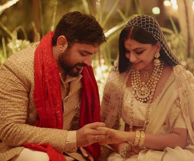 https://www.jagranimages.com/images/newimg/06102021/06_10_2021-rhea_kapoor1_22087922.jpg