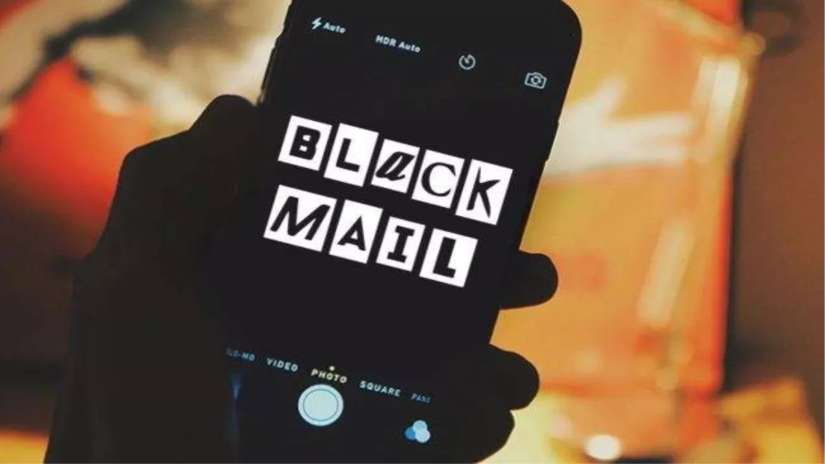 two arrested for blackmailing bhu girl students posing as ips officers gangster action will be taken