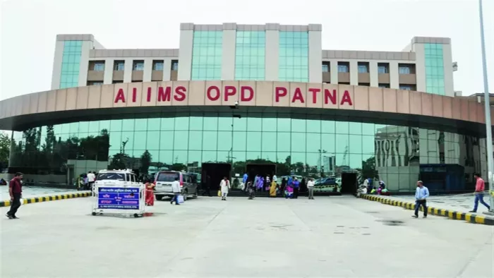 पटना AIIMS में तीमारदारों की पिटाई का मामला पहुंचा मानवाधिकार आयोग, एक्टिविस्ट की शिकायत पर लिया संज्ञान