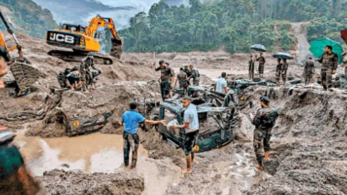 Sikkim floods: दो साल पहले मिली थी ल्होनक झील फटने की चेतावनी, अब सिक्किम में मच रहा मौत का तांडव
