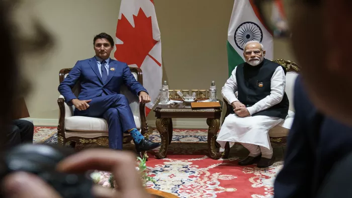 कनाडा ने अपने राजनयिकों को दूसरे देशों में भेजा
