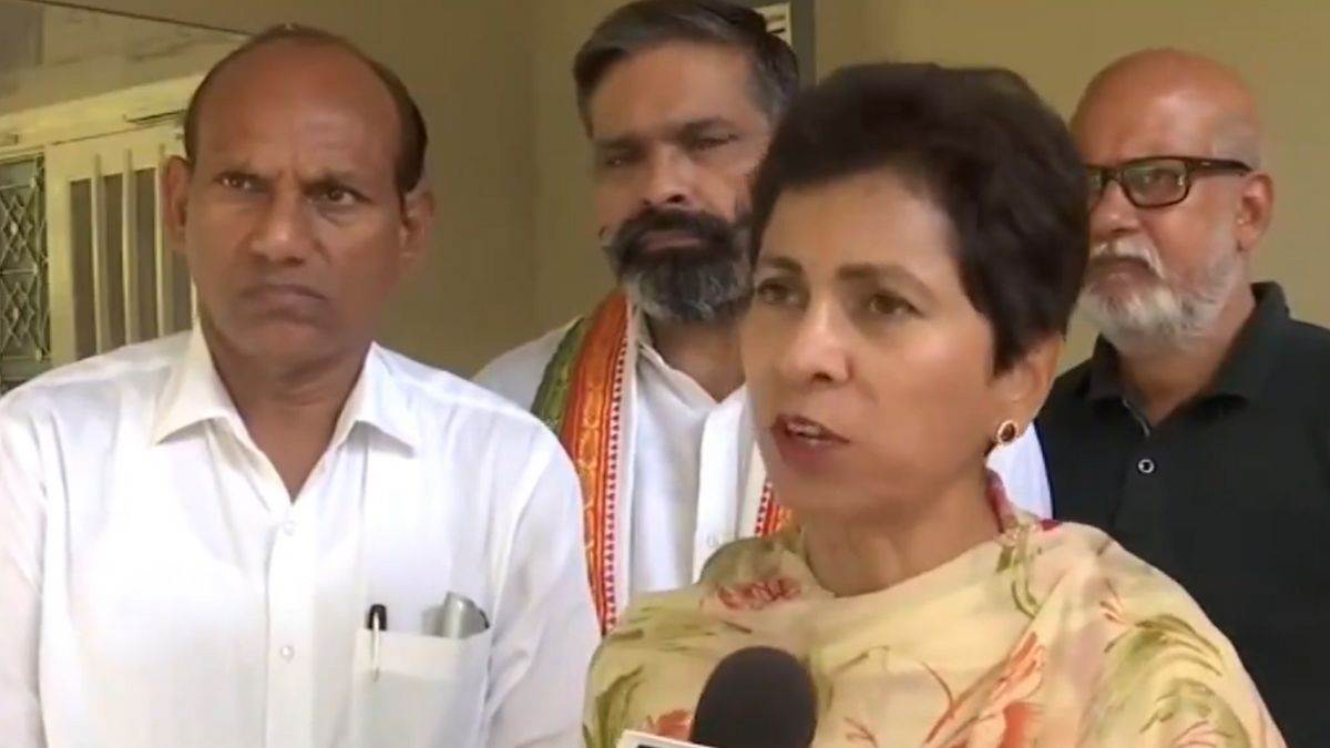 https://www.jagranimages.com/images/newimg/06102024/06_10_2024-kumari_selja_11_23810858.jpg