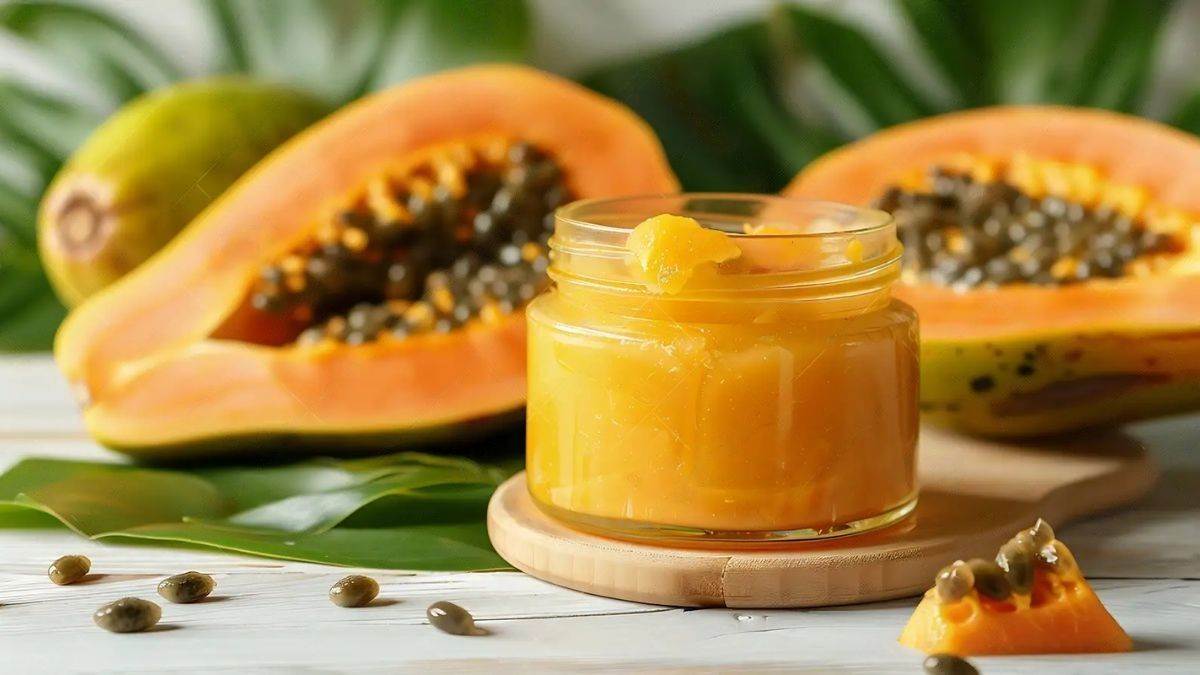 https://www.jagranimages.com/images/newimg/06102024/06_10_2024-papaya_face_packs_23810358.jpg