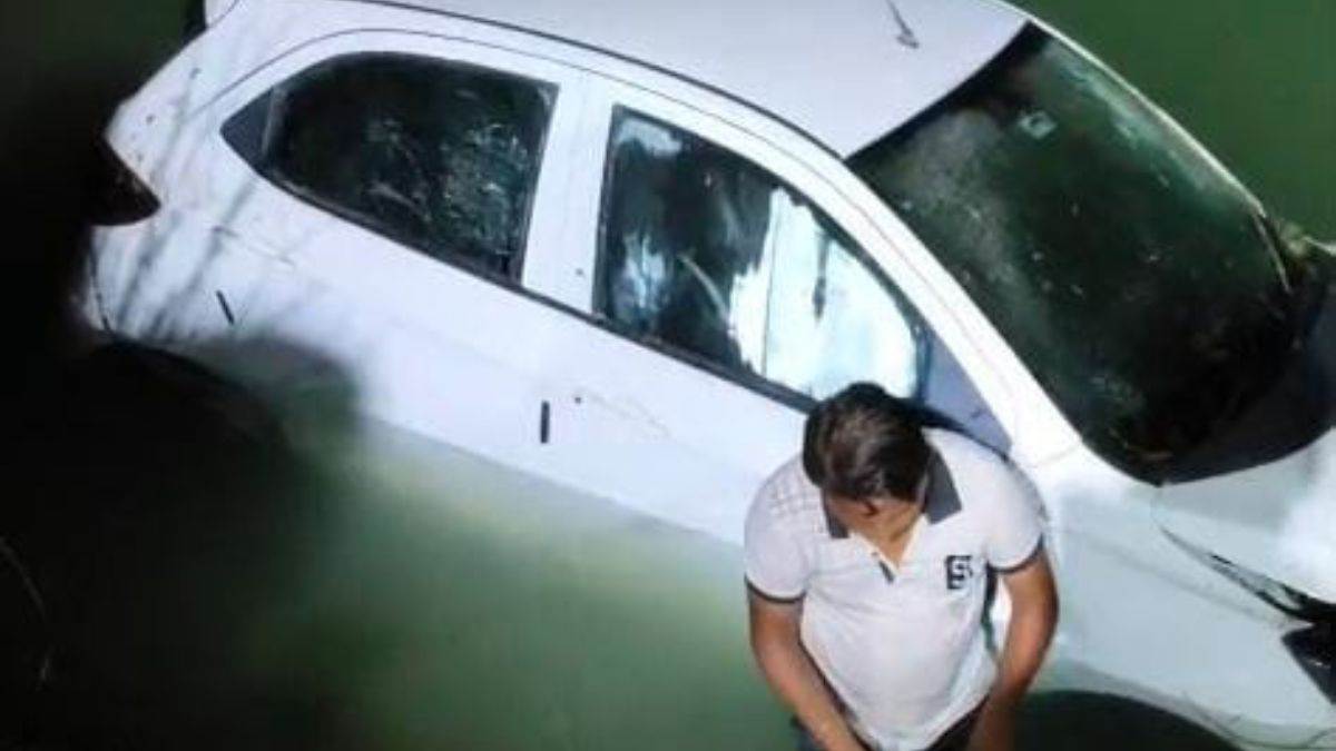 car accident in garhmukteshwar family injured as car falls into canal