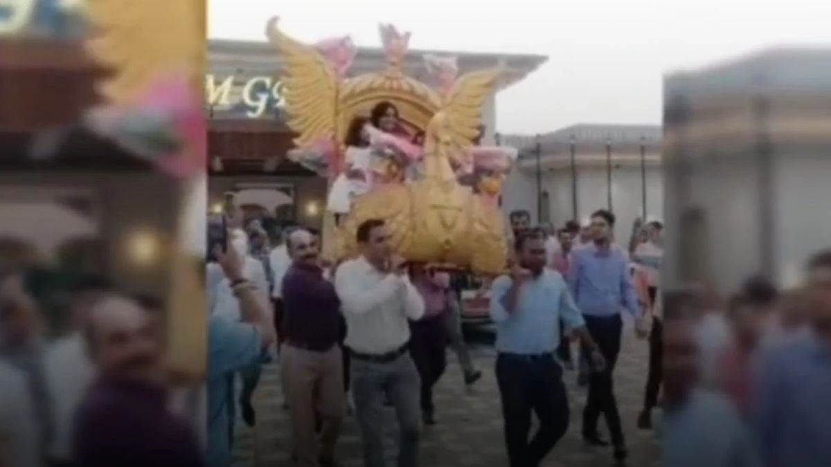 ex collector sanskriti jain farewell social media viral video