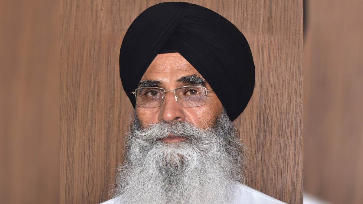 preventing sikhs from wearing beards us military violation of religious freedom sgpc president dhami writes to the foreign minister
