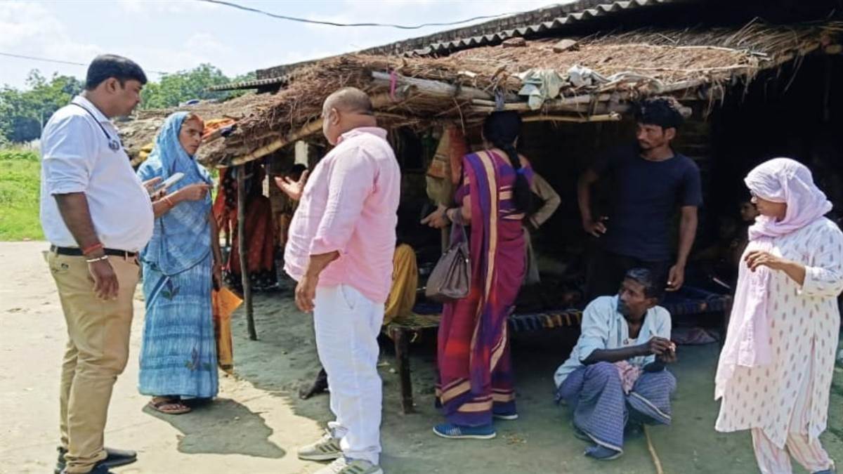 azamgarh diarrhea outbreak 4 children die health team deployed