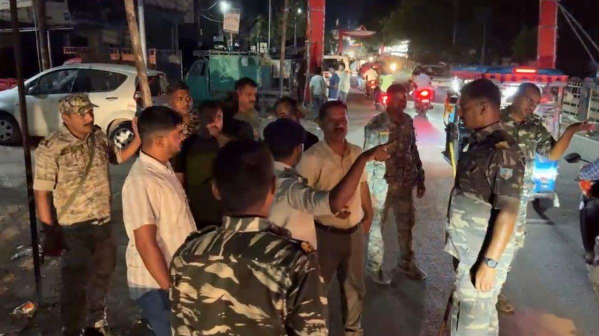 giridih communal clash erupts in hutti bazar after childrens dispute