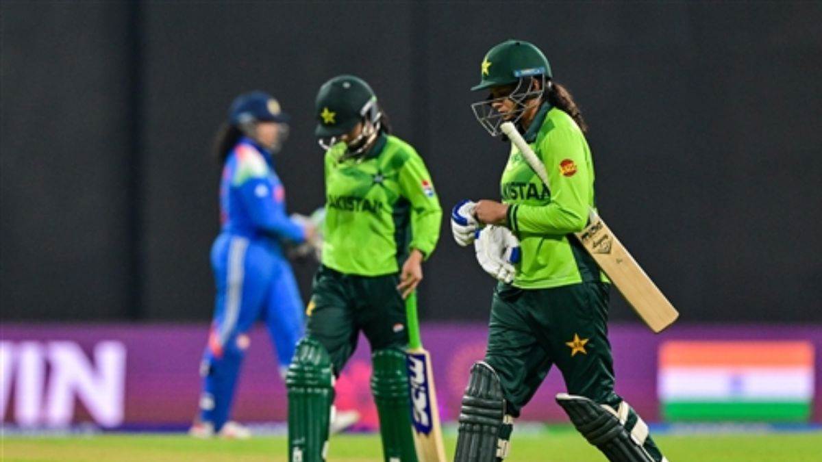 ind w vs pak w toss mistake to muneeba ali run out controversy all you need to know