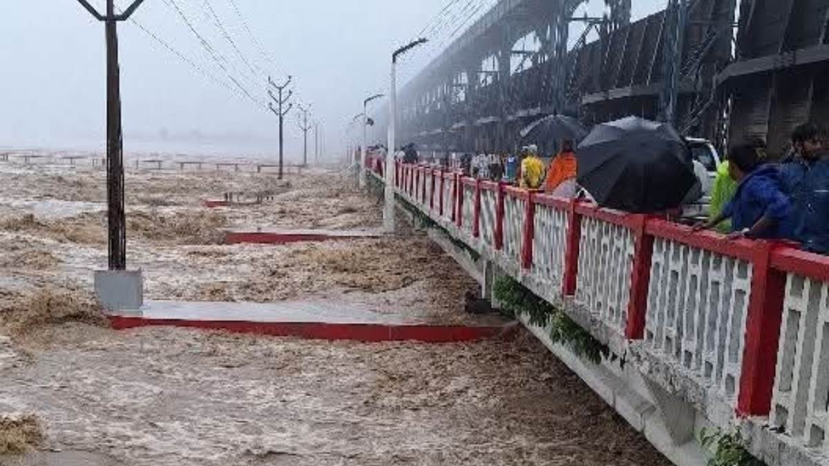 supaul flood kosi river overflows villages submerged