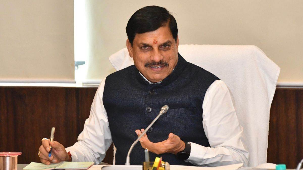 mp jansunwai applications now on cm helpline for faster resolution