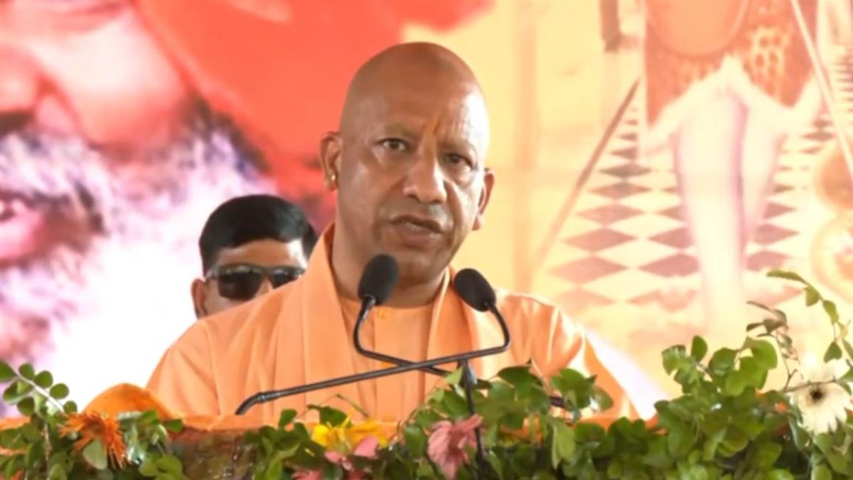 yogi adityanath women will make clothes the world will wear them textile industry