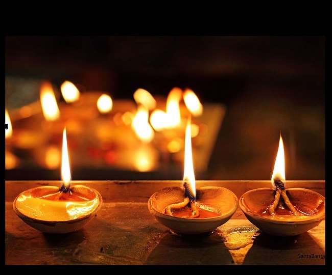 अपने जीवन से हटाएं अज्ञानता का अंधेरा।(फोटो: प्रतीकात्मक)