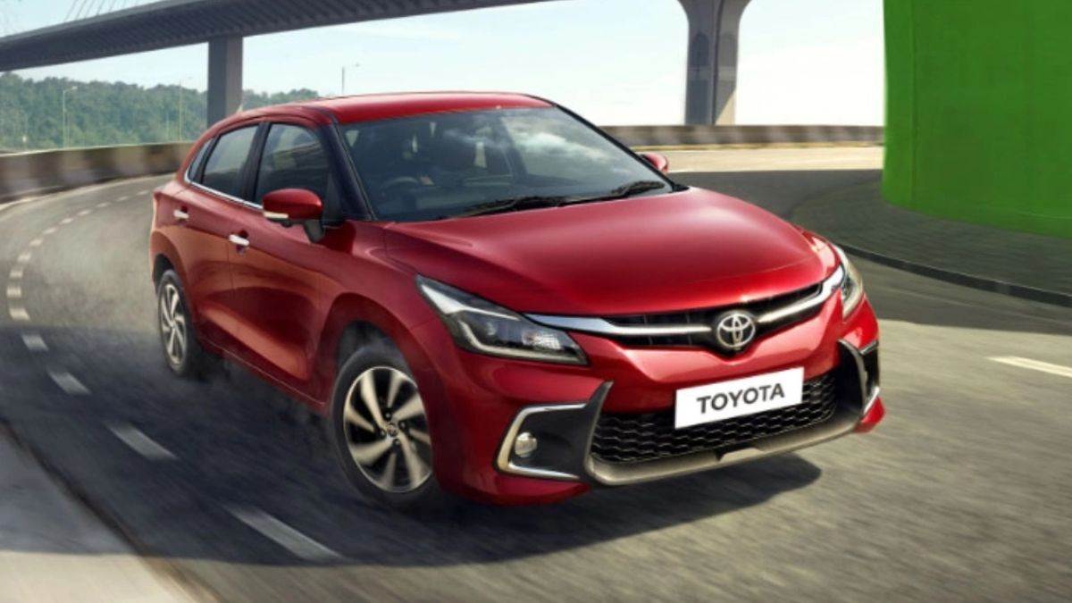 https://www.jagranimages.com/images/newimg/06112022/06_11_2022-2022_toyota_glanza_cng_23185756.jpg