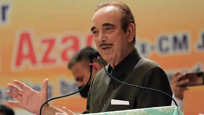 आजाद ने कहा- कांग्रेस से अलग हो गया हूं, लेकिन कभी कांग्रेस की धर्मनिरपेक्षता की नीतियों के खिलाफ नहीं रहा।