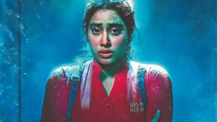 Still of Janhvi Kapoor as Mili Naudiyal from Film Mili