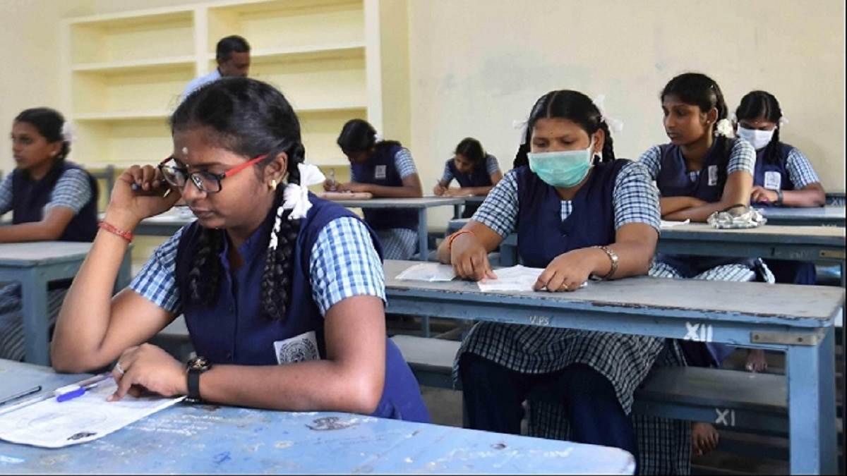 https://www.jagranimages.com/images/newimg/06112023/06_11_2023-cbse_board_exam_2024_dates_23574145.jpg