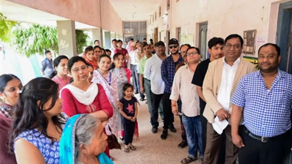 Chhattisgarh Election 2023: पहले चरण का मतदान खत्म, शाम पांच बजे तक 70.87 प्रतिशत वोटिंग; तीन दिसंबर को आएंगे नतीजे