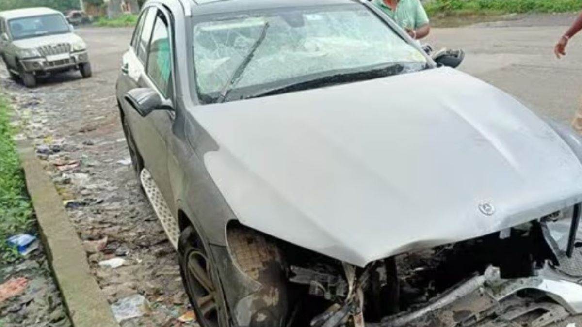 https://www.jagranimages.com/images/newimg/06112024/06_11_2024-bengaluru_car_23826714.jpg