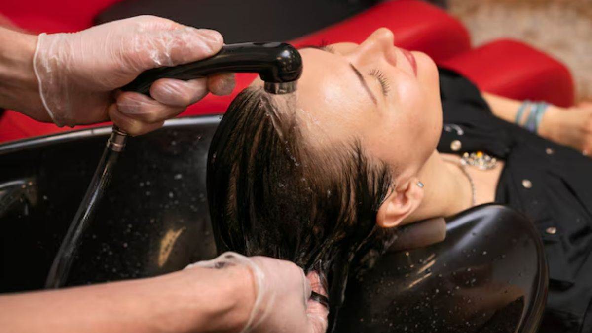 https://www.jagranimages.com/images/newimg/06112024/06_11_2024-keratin_treatment_23826357.jpg