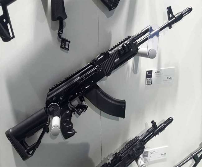 https://www.jagranimages.com/images/newimg/06122021/06_12_2021-ak203-rifles_22269566_1110238.jpg