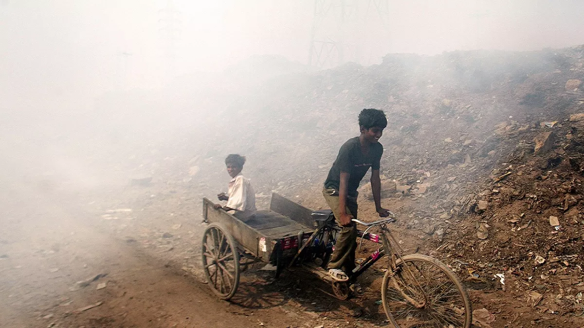 Air Pollution: गंगा की बालू बढ़ा रही प्रदूषण, नमी बढ़ने से और गंभीर हुई स्‍थ‍िति