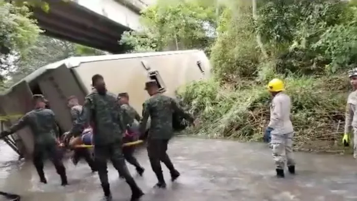 Honduras Accident: होंडुरास में बड़ा सड़क हादसा, यात्रियों से भरी बस नदी में गिरी; 12 लोगों की मौत (फोटो रायटर)
