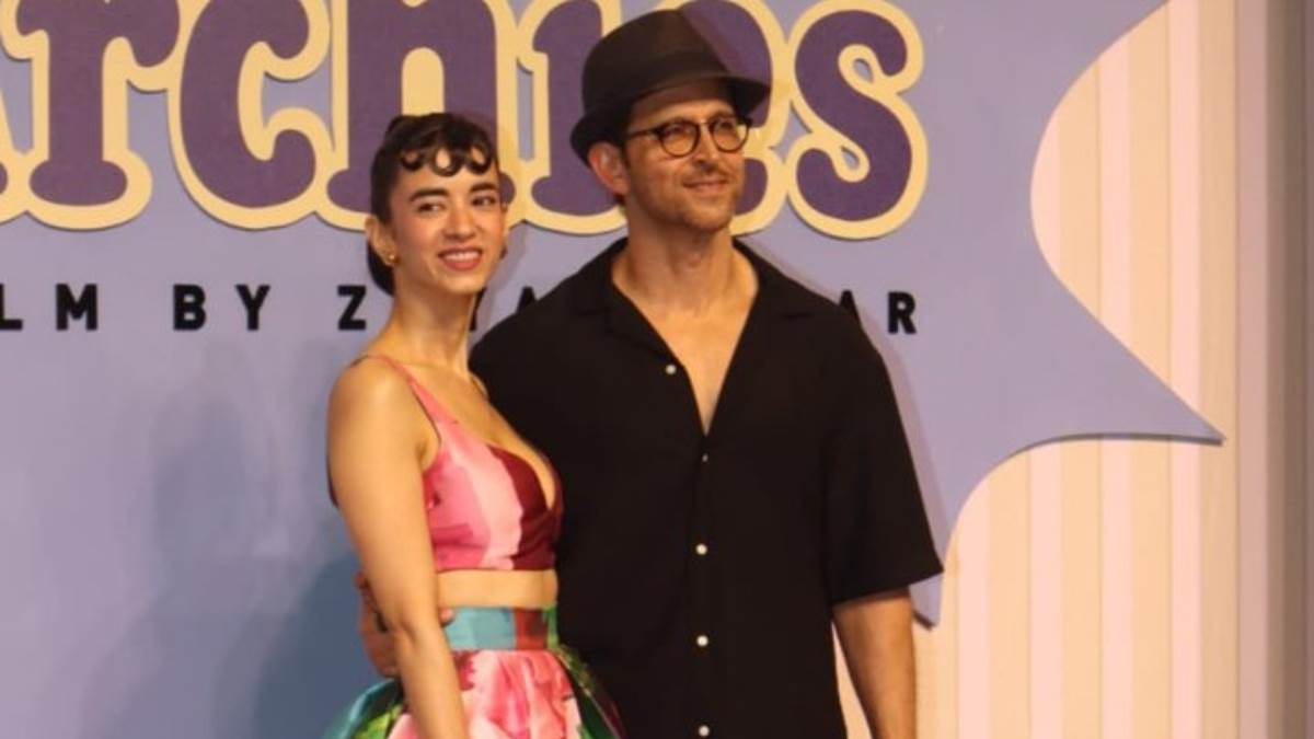 hrithik roshan girlfriend saba azad is being trolled for her hair style user said sir par jalebi kyu banayi hai