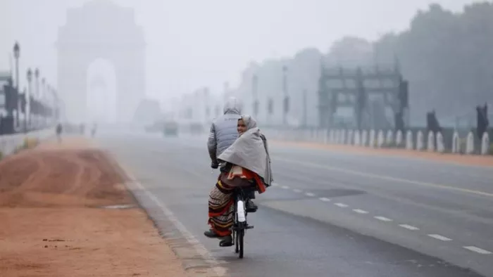 हवा में नमी का स्तर 100 से 63 प्रतिशत रहा।