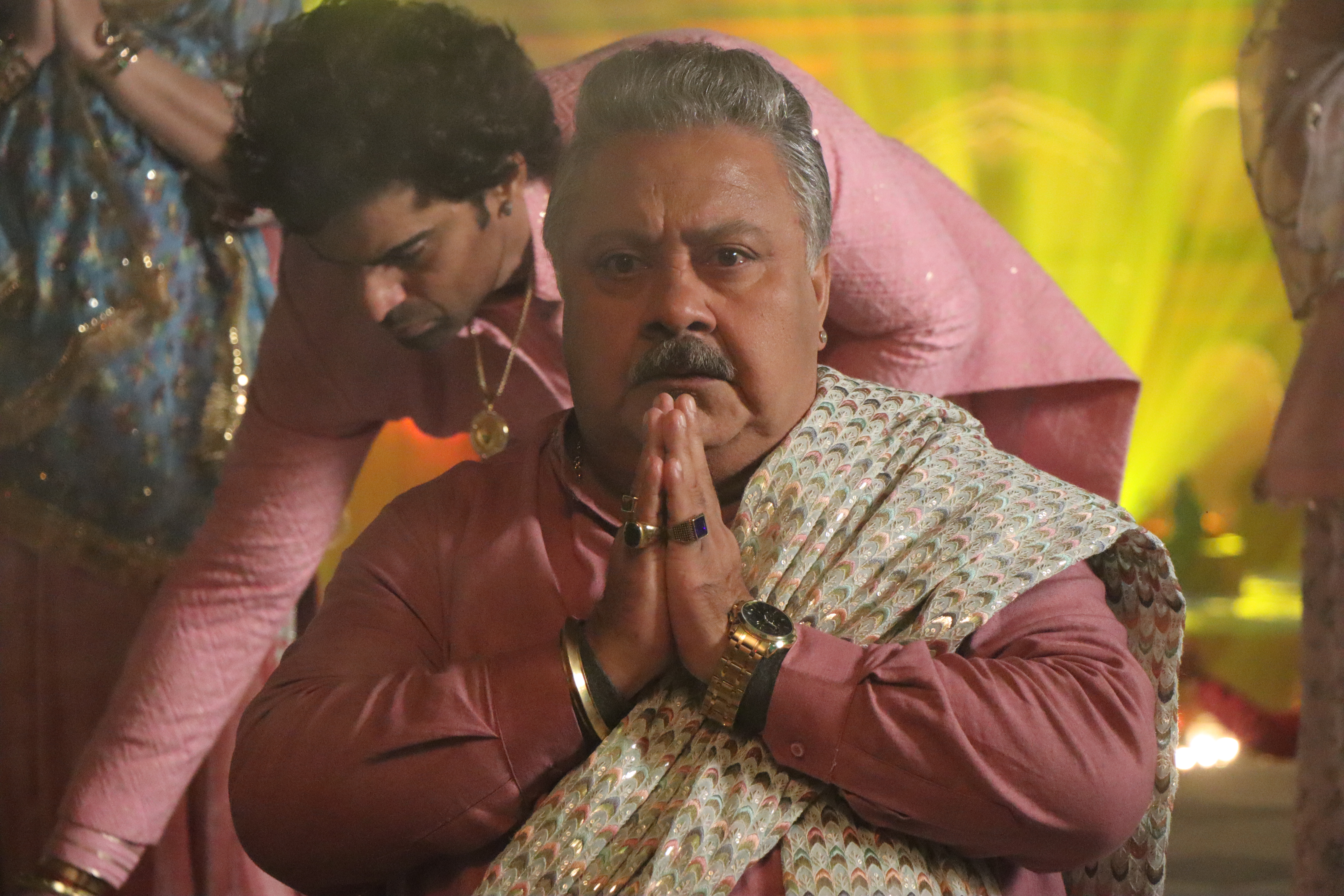 Chamak Review: सुरों की कशिश और रोमांच की तपिश का बेहतरीन तालमेल, 'काला ...