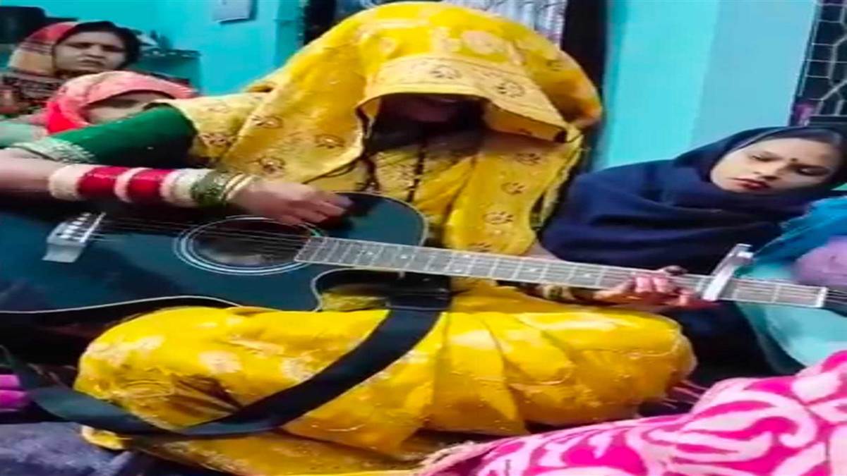 assistant professor bride became famous on internet media by singing tera mera pyar amar