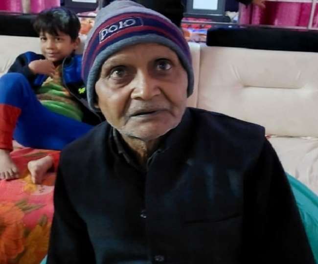 robbers robbed the jewellery from the sarafa businessman ub fatehpur