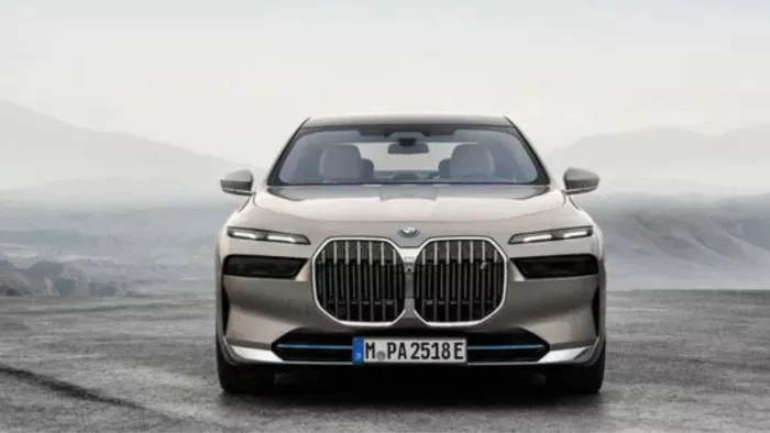BMW launched its electric car for Rs 1.70 crore, will get the best features