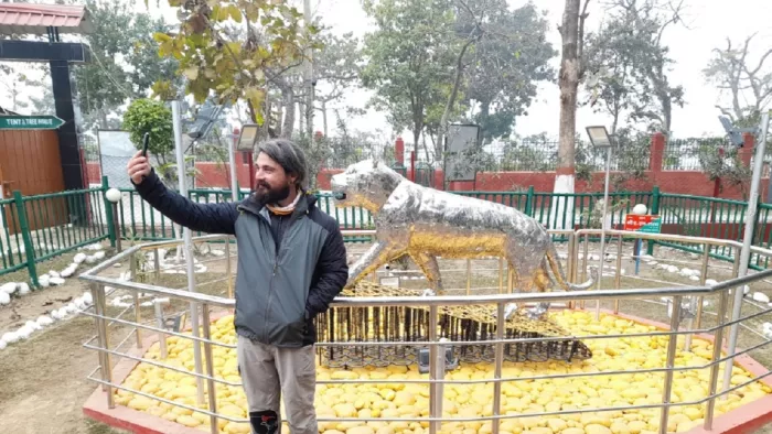 फ्रांस से आए पर्यटकों को भा रही वीटीआर की प्राकृतिक सुंदरता, खूब ली सेल्फी, बोले- मौका मिला तो फिर आऊंगा