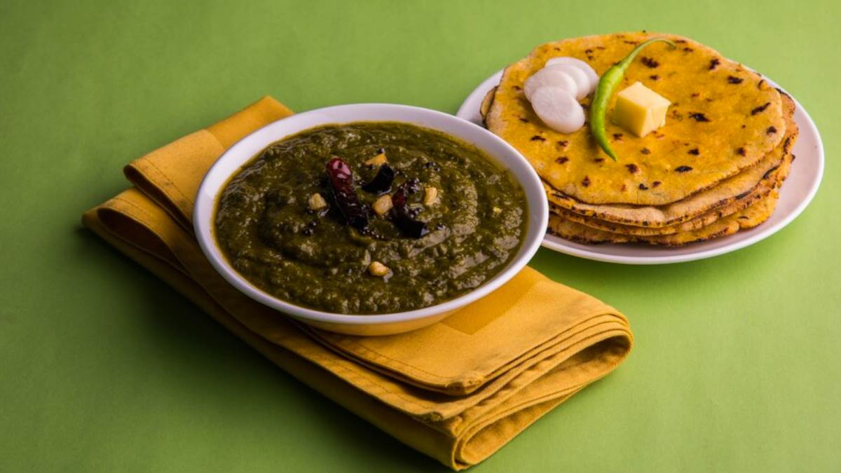 https://www.jagranimages.com/images/newimg/07012024/07_01_2024-benefit_of_sarson_ka_saag_f_23623003.jpg