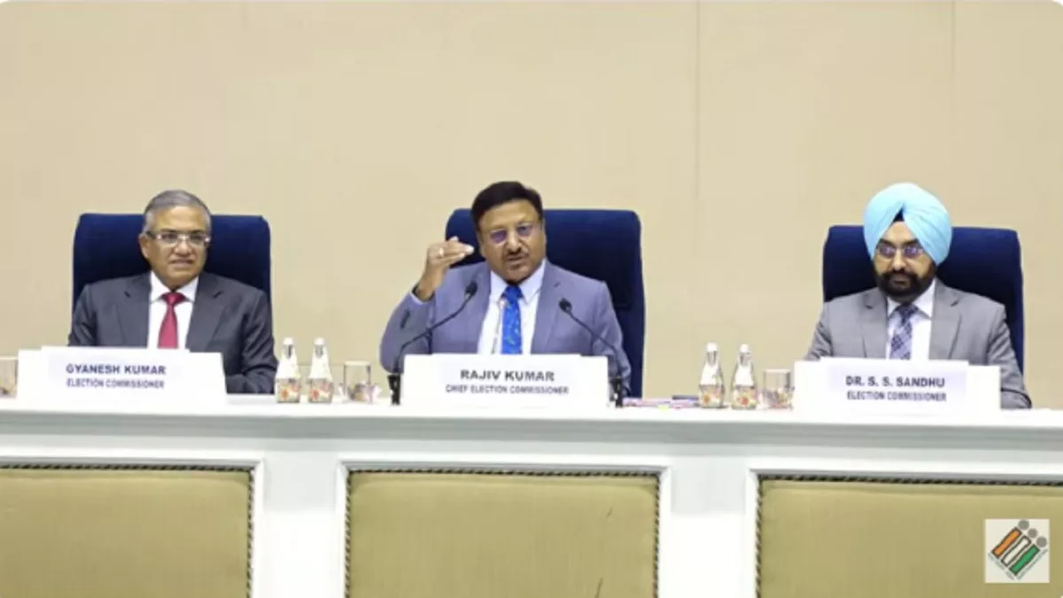 Delhi Chunav 2025 Date Live: दिल्ली में चुनाव की तारीखों का एलान, EVM हैकिंग पर क्या बोले राजीव कुमार?